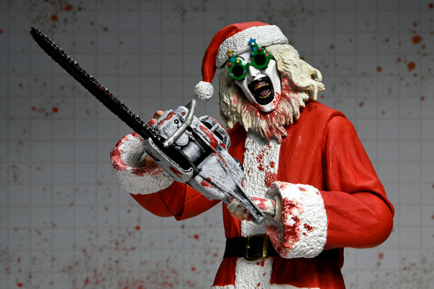 NECA Terrifier 3 – Art the Clown Ultimate 7-Inch Action Figure (Bloody Santa Suit)