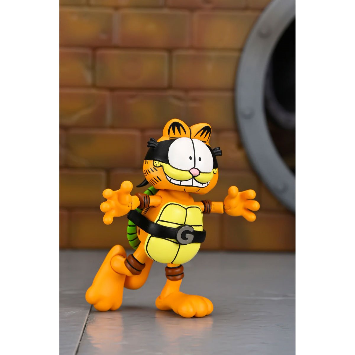 TMNT x Garfield Ultimate Garfello with Odie 7-Inch Figure | NECA