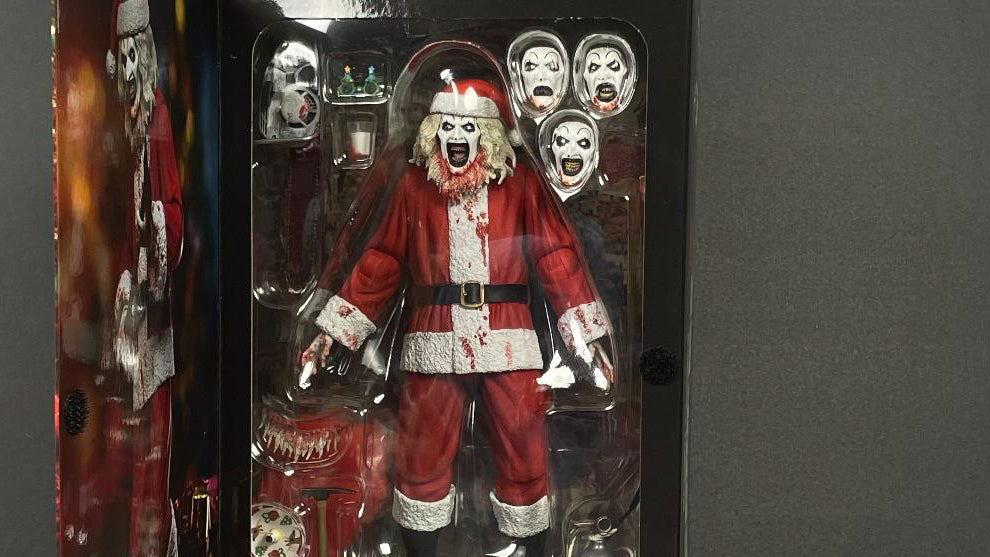 NECA Terrifier 3 – Art the Clown Ultimate 7-Inch Action Figure (Bloody Santa Suit)